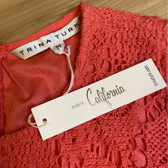 NWT Trina Turk Coral Lace Sleeveless Top Tank Medium - Picture 5 of 6